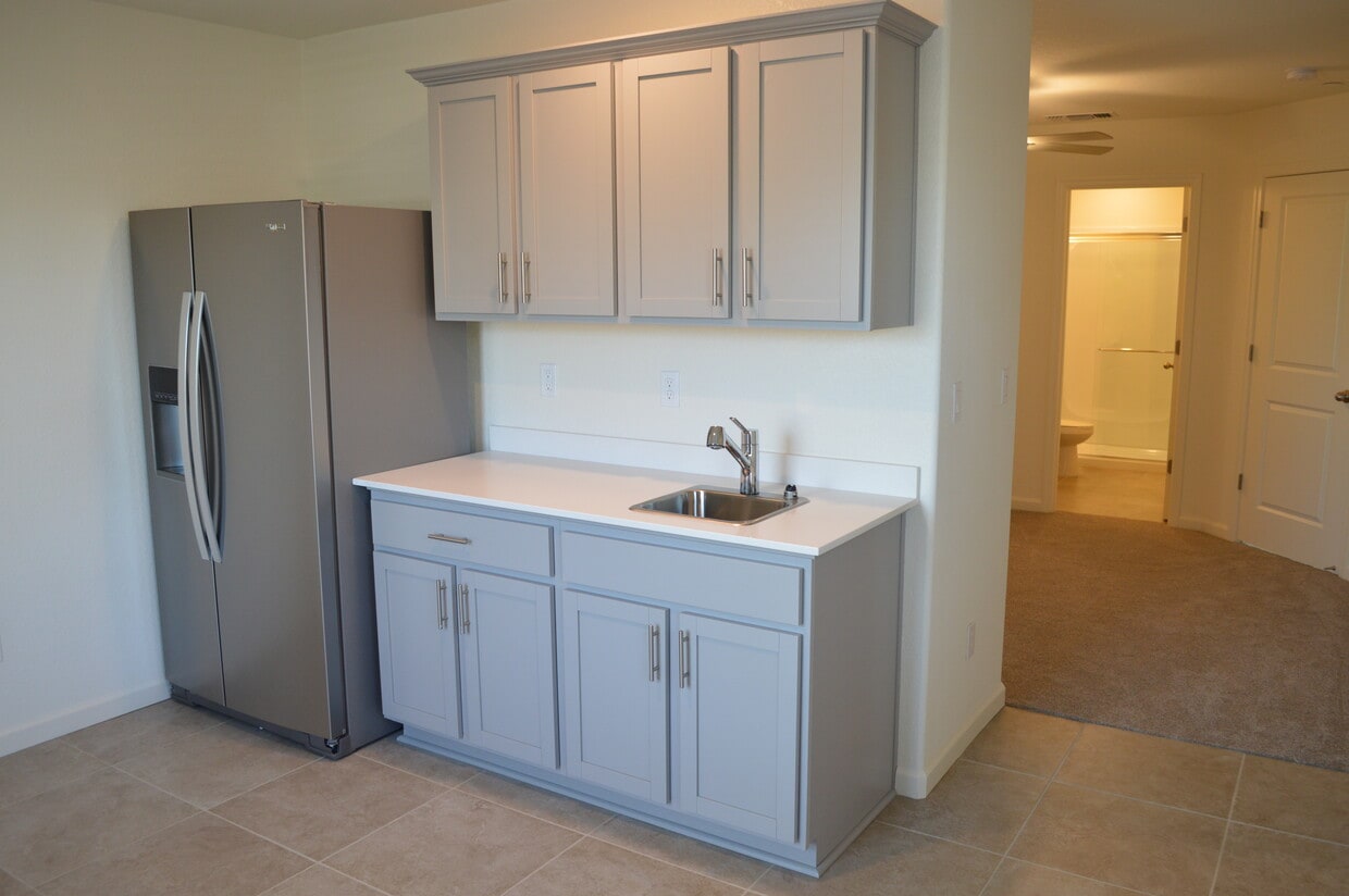 Foto principal - 624 Suzanne Dr
