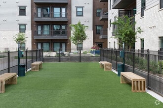 Building Photo - Alexan Lower Greenville