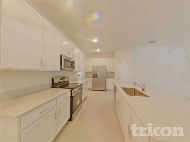 Building Photo - 2123 Stake Out Wy