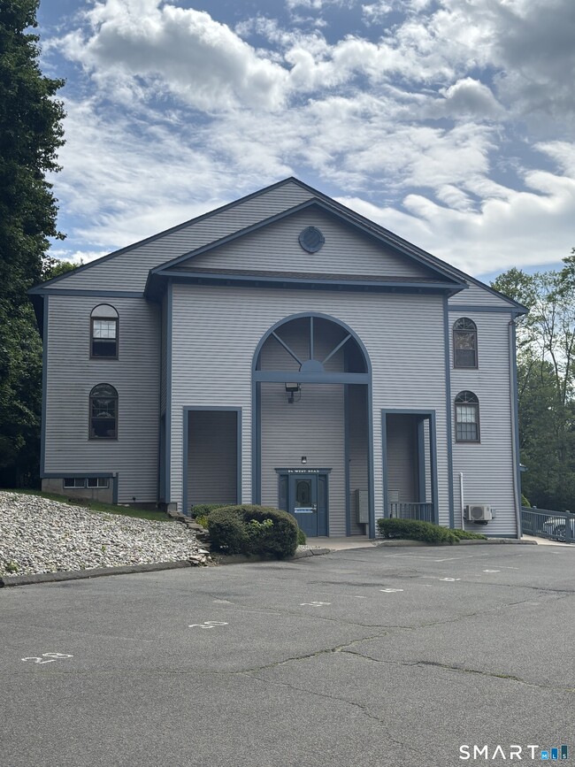 Building Photo - 24 West Rd