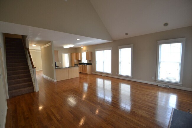 Building Photo - 10805 Tradition View Dr