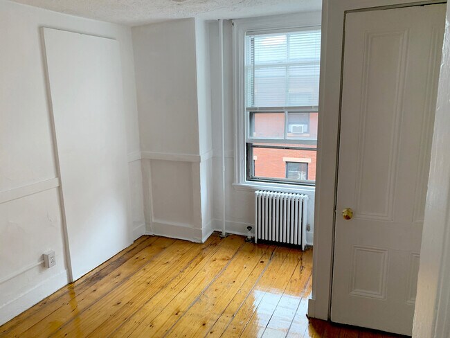 Foto del edificio - 23 Irving St