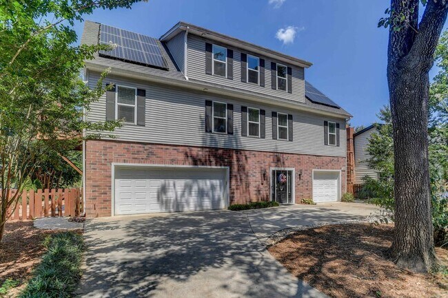 Foto del edificio - 1409 Riverside Dr