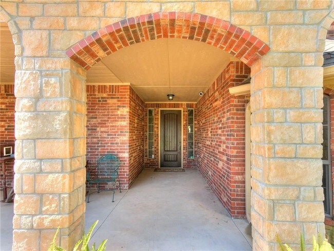 Building Photo - 12870 Arbor Meadows Ln
