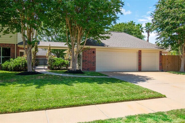 Foto del edificio - 26402 Ridgestone Park Ln