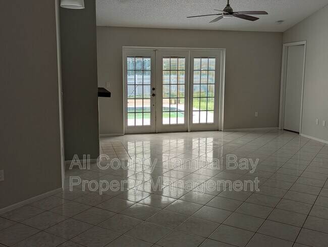 Building Photo - 12032 Steppingstone Blvd