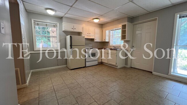 Foto del edificio - Your Perfect 1 Bedroom Oasis Awaits at Wal...