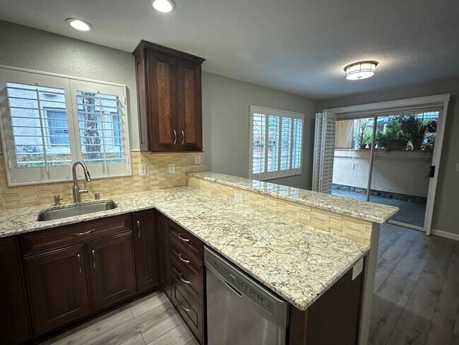 Building Photo - 11349 Avenida De Los Lobos