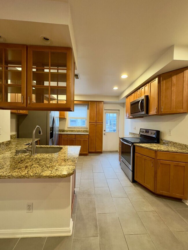 Foto del edificio - Charming 2 Bedroom/2.5 Bathroom in South Baltimore, MD!