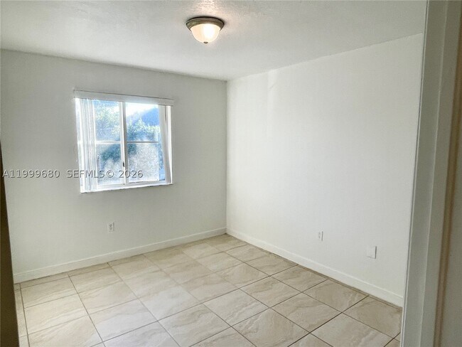 Foto del edificio - 1635 SE 31st Ct