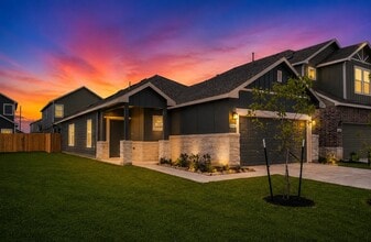 Building Photo - 8018 Fijian Cypress Dr