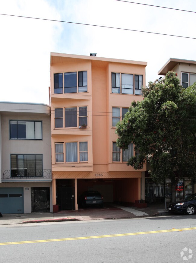 Building Photo - 1685 Union St