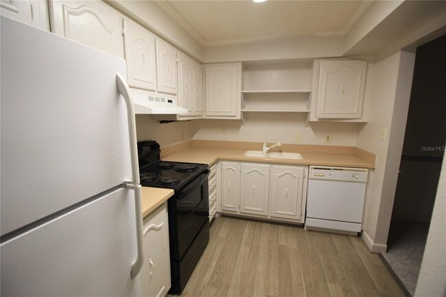 Photo - 540 Orange Dr Townhome