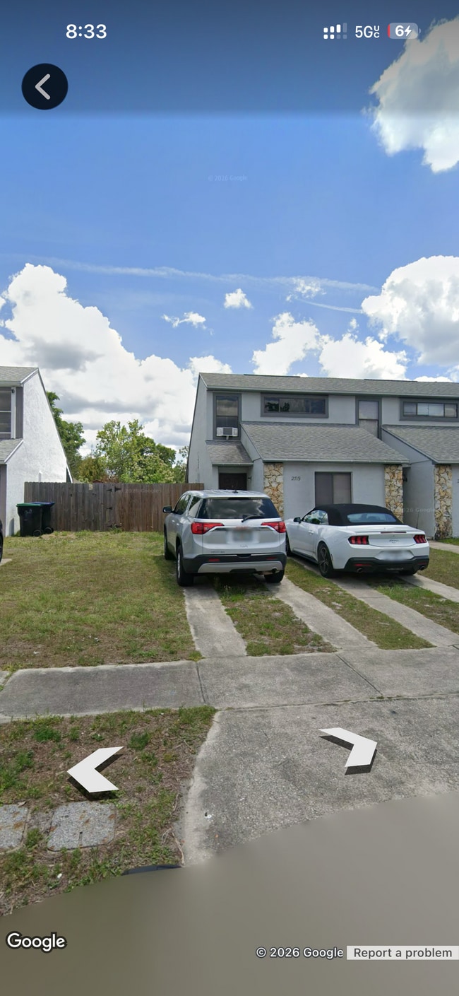 Building Photo - 2719 Hunt Club Ln