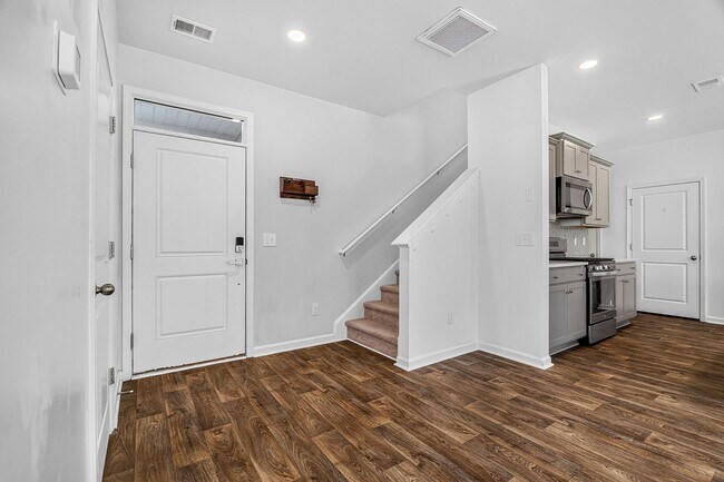 Foto del edificio - 123 Sweet Cherry Ln