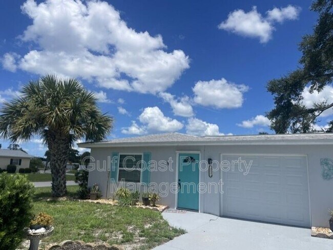 Building Photo - 2227 Montclair Dr