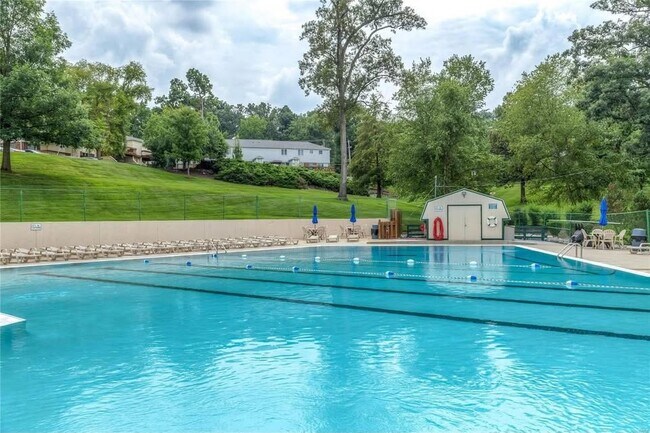 Foto del edificio - 9139 Wrenwood Ln