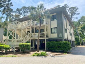 Building Photo - 104 Cordillo Pkwy
