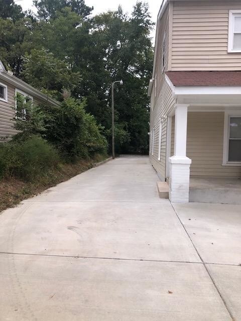 Building Photo - 1513 S Alston Roomshare