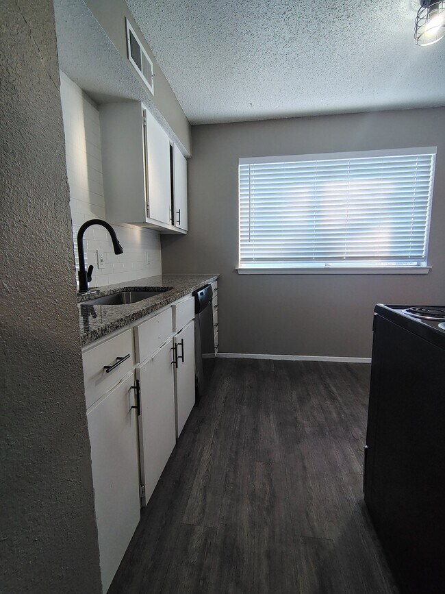 Foto del edificio - 412 Summit Ave