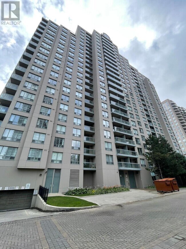 Building Photo - 28-628 Empress Ave