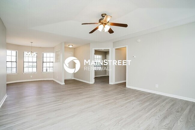 Building Photo - 600 Arbor Ct