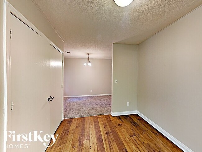 Building Photo - 3312 Westview Cove