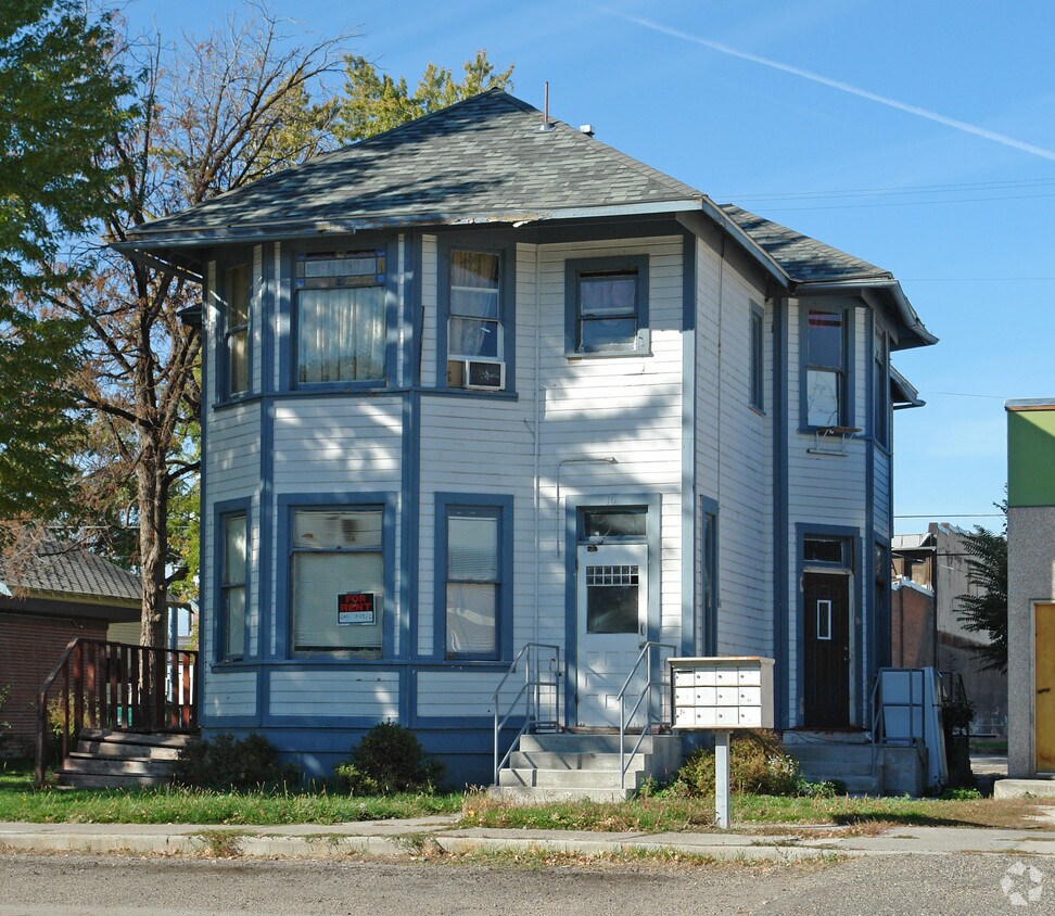 Primary Photo - 10 S 9th St