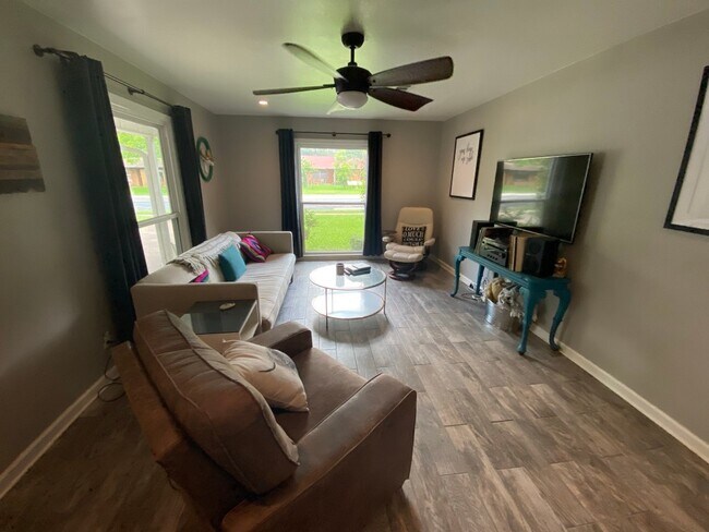 Foto del edificio - 1603 Briarcliff Blvd