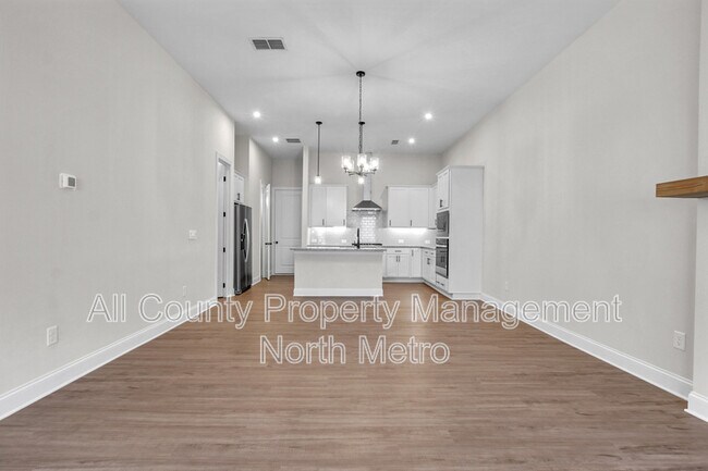 Building Photo - 718 Stickley Oak Way