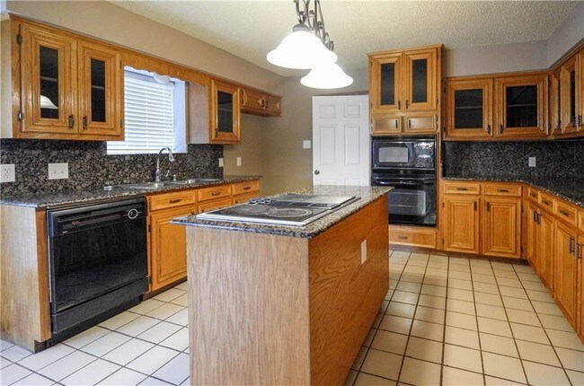 Foto del edificio - 6618 Hunt Dr