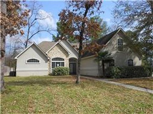 Building Photo - 3002 Pine Chase Dr