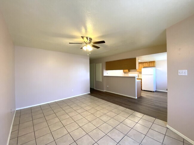 Foto del edificio - 2BR/1Bath - 4 Plex in Rio Rancho
