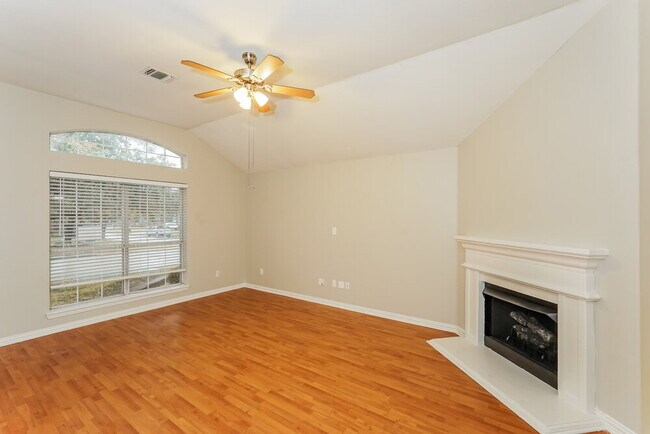 Foto del edificio - 1601 Prescott Dr