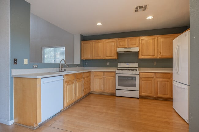 Building Photo - 10343 Keystone Pastures St