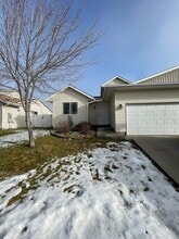 Building Photo - 23 Stratford Dr