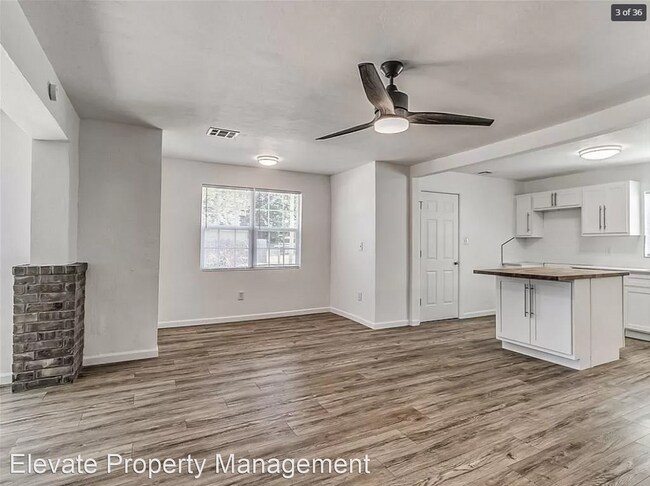 Building Photo - 3 br, 2.5 bath House - 1400 NW 92nd
