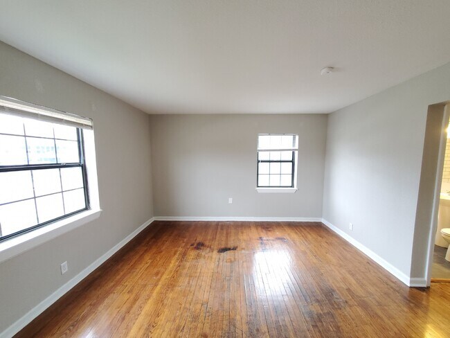 Foto del edificio - 3541 Gillham Rd