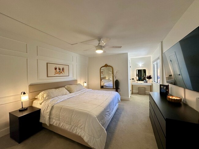 Building Photo - Beautiful 2-bedroom, 2-bathroom home nestled in the vibrant heart of Scottsdale