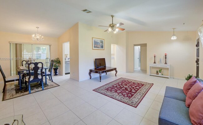 Foto del edificio - 9039 NW 21st Ct