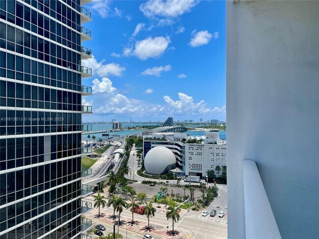 Building Photo - 1040 Biscayne Blvd