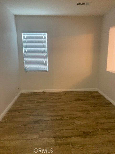 Foto del edificio - 15631 N Peak Ln