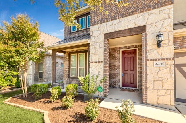 Building Photo - 22025 Abigail Way