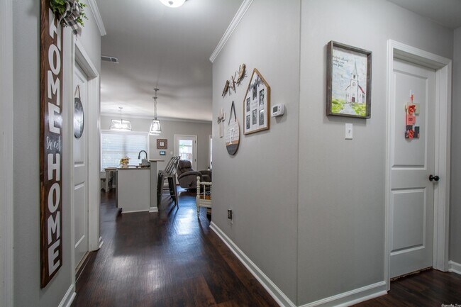 Building Photo - 2452 Pleasant Willow Dr