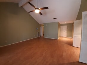 Building Photo - 25531 Chapel Ridge Ln