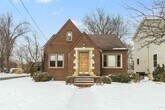 Primary Photo - Beautifully Renovated 4-Bedroom Home with ...