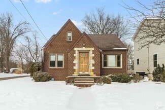 Building Photo - 1082 Washington St