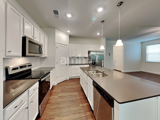 Building Photo - 7309 Garrett Ct