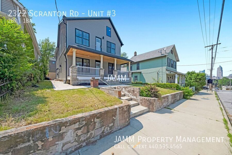 Foto principal - 2322 Scranton Rd