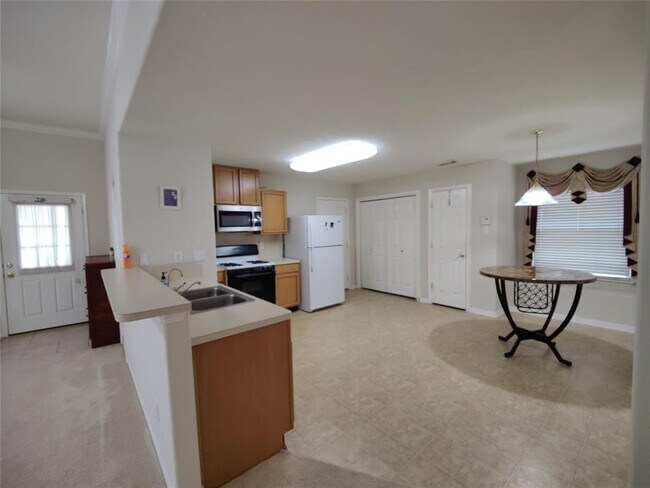 Building Photo - 2411 Laconia Ct